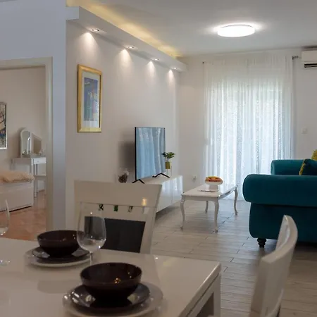 La Vedena Apartament Kaštela